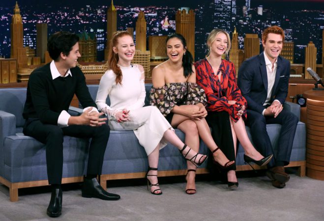 شوخی های جیمی فلن با بازیگران سریال Riverdale 34 Riverdale Cast Cole Sprouse